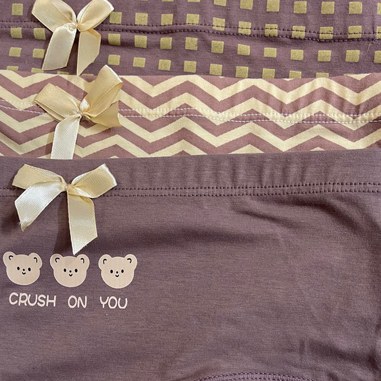 شورت عروسکی